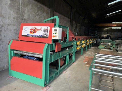 Dây chuyền sản xuất PU cách nhiệt  5 & 9 sóng vuông